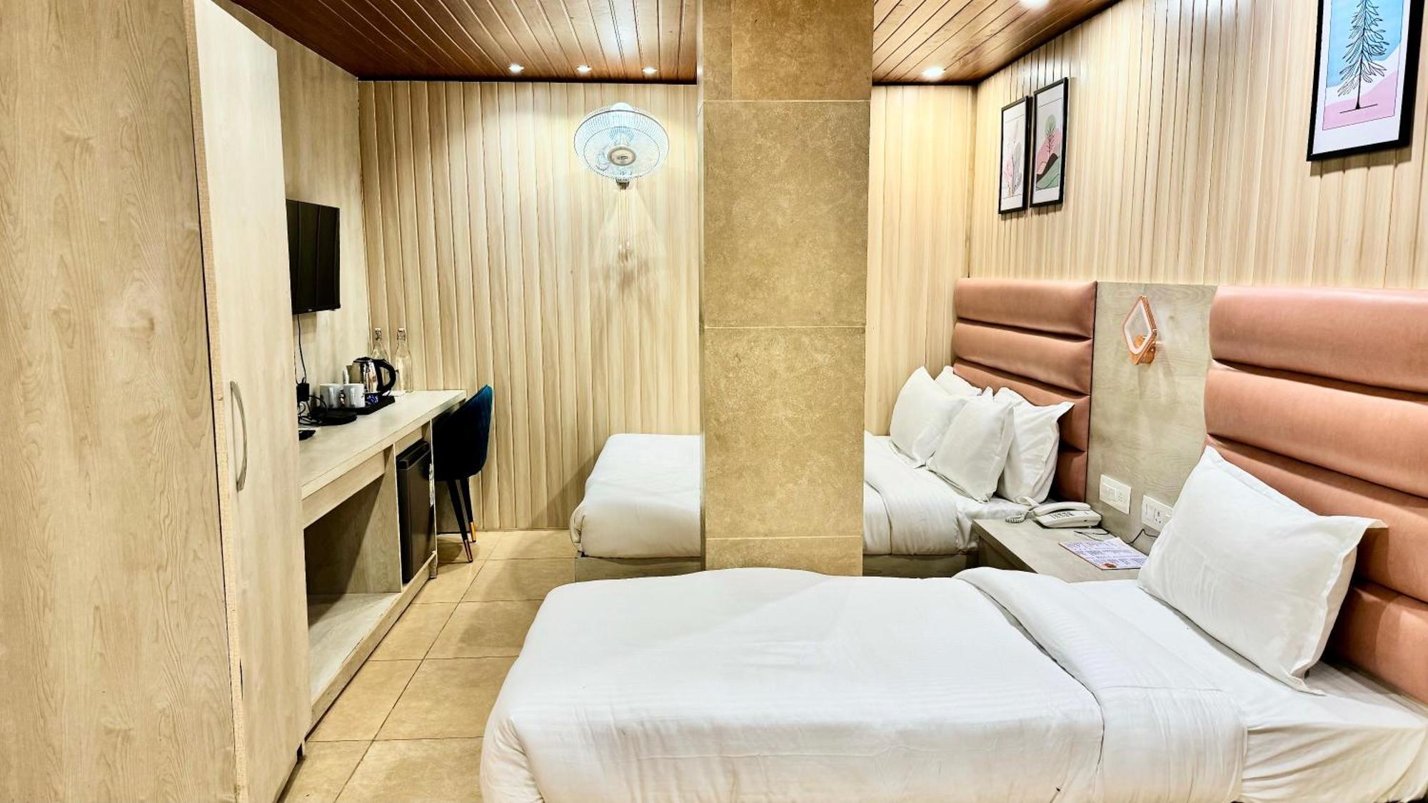 Hotel Pride Inn - 800 Mts From Mall Road Mussoorie Esterno foto