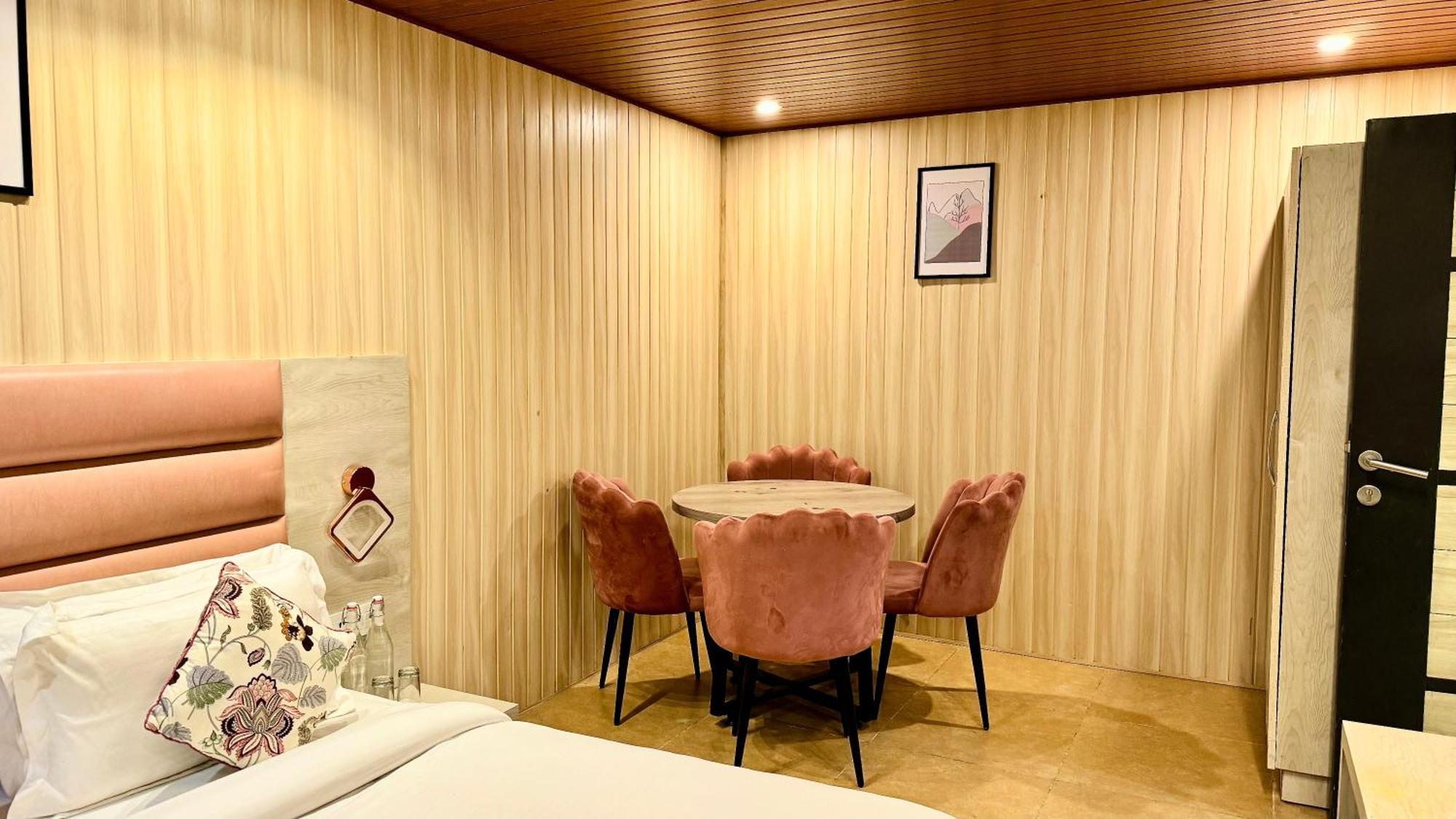 Hotel Pride Inn - 800 Mts From Mall Road Mussoorie Esterno foto