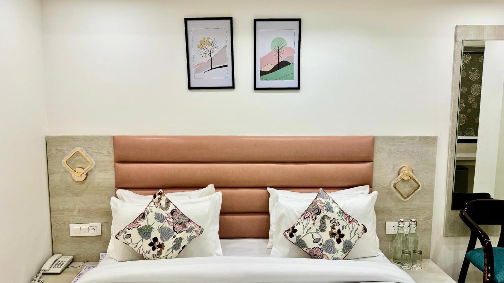 Hotel Pride Inn - 800 Mts From Mall Road Mussoorie Esterno foto