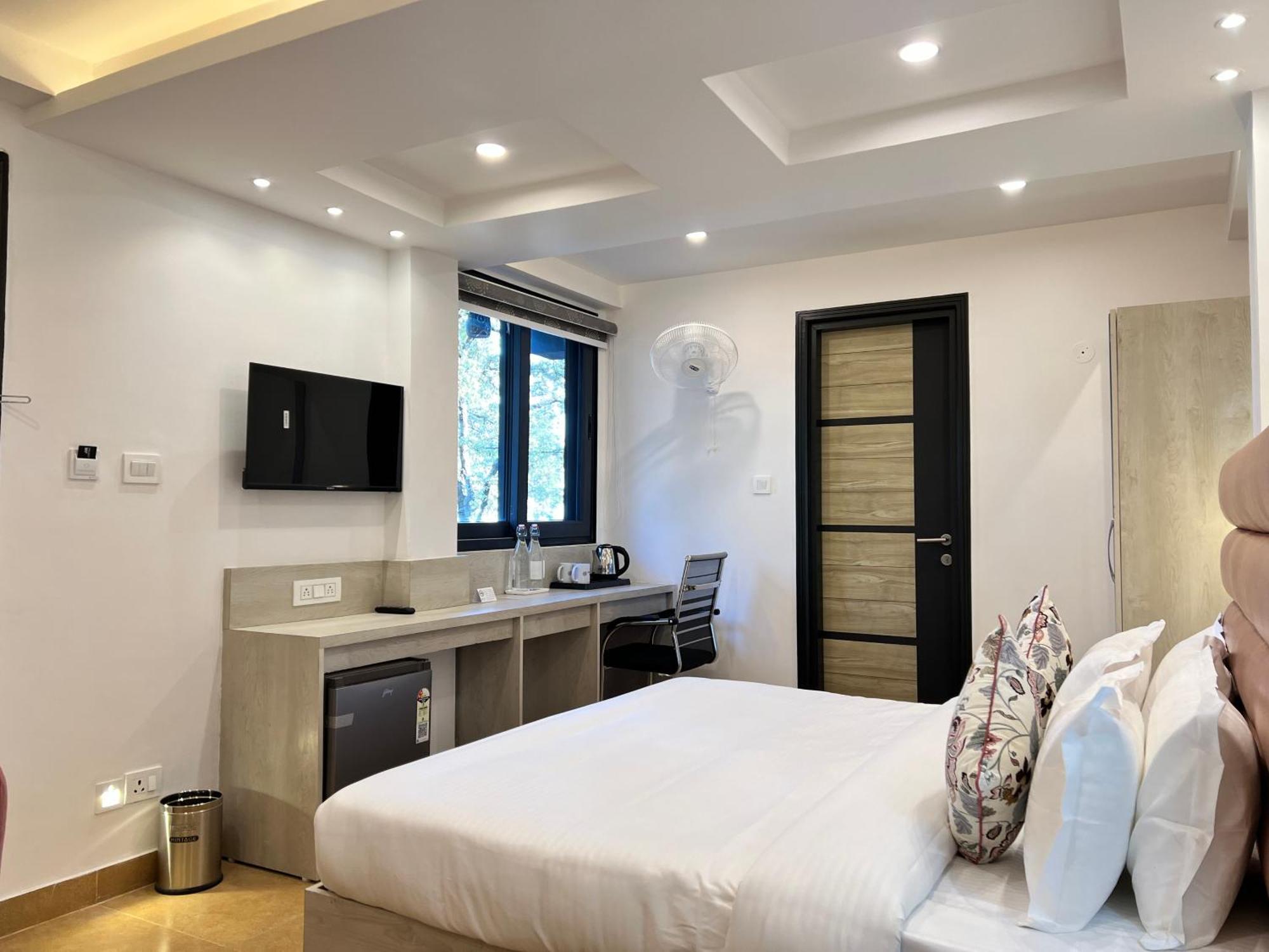 Hotel Pride Inn - 800 Mts From Mall Road Mussoorie Esterno foto
