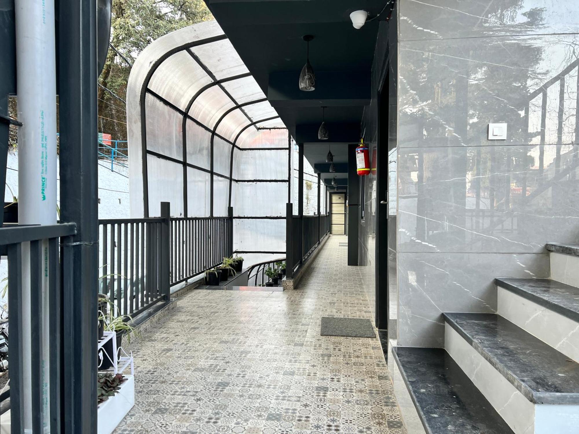 Hotel Pride Inn - 800 Mts From Mall Road Mussoorie Esterno foto