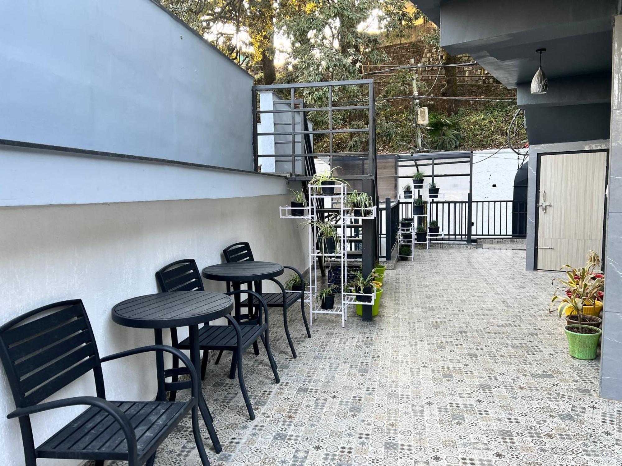 Hotel Pride Inn - 800 Mts From Mall Road Mussoorie Esterno foto